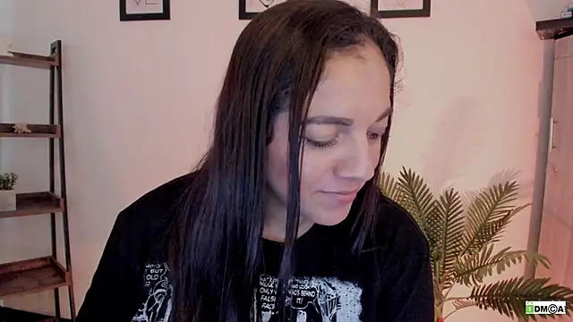 urcute_kitten live XXX chat