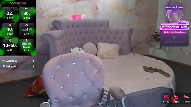 Penelope_Pinky élő XXX-chatje