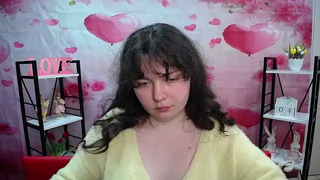 NeonilaLisova élő XXX-chatje