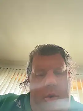 Stephanie1984 Pertunjukan Webcam