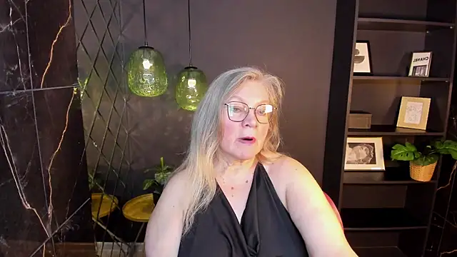 NataliMellow 现场XXX聊天