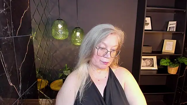 NataliMellow's Live XXX Chat