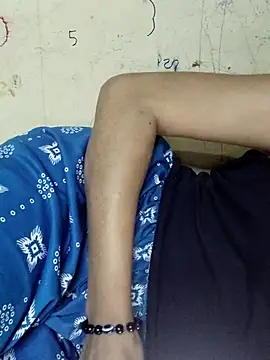 Pokazy przed kamerką – annugirl