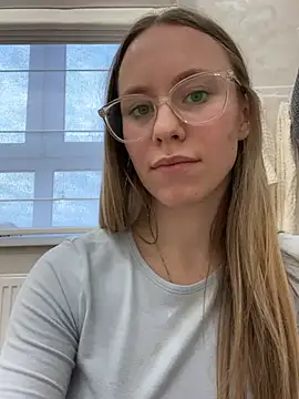 Vikkie_seXyGiiiirl_XoXo: απευθείας συνομιλία ΧΧΧ