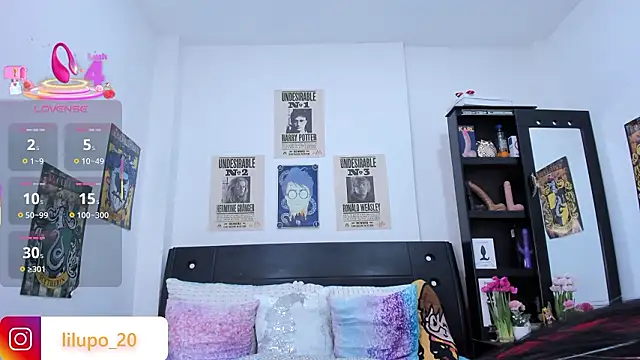 lilylunapotter 即時 XXX 聊天