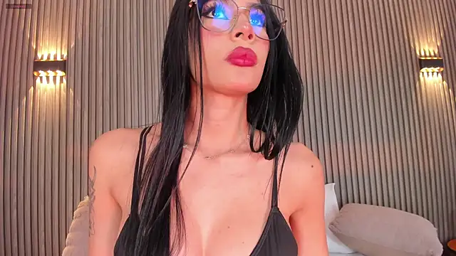 CaitlynCouper's Live XXX Chat