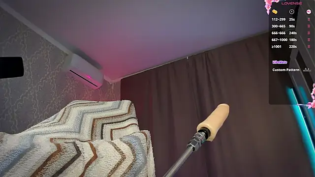 Juicy_Vikki Live XXX-chat