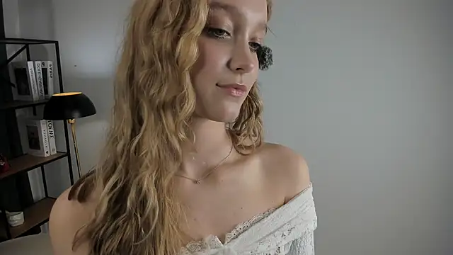 SerrenaAa – Naživo XXX chat