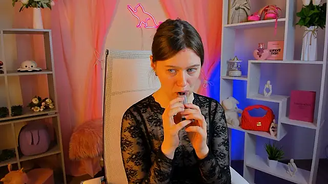 CelestineMauriac লাইভ XXX চ্যাট