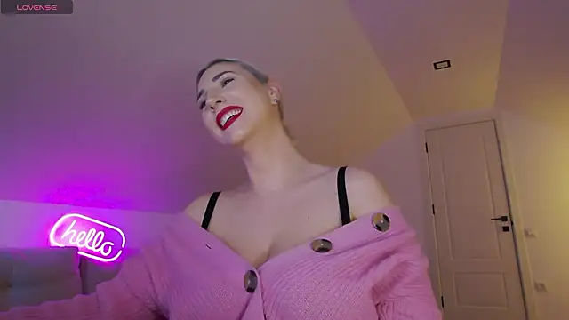 KhloeK Adlı Modelin Canlı XXX Sohbeti