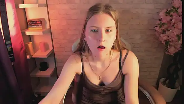 Caroline_Desire_'s Webcam Show