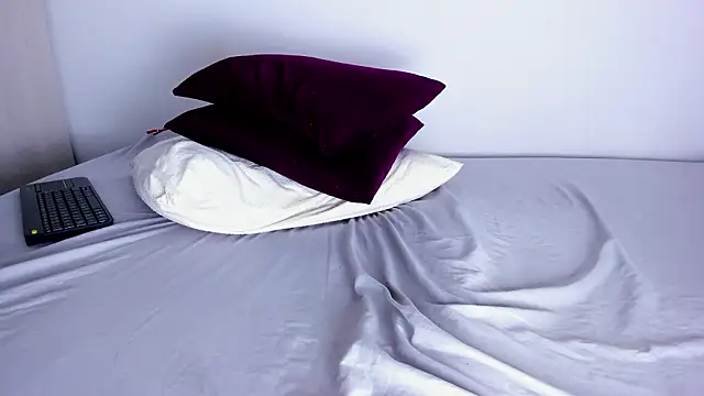 Skarleth69's Live XXX Chat