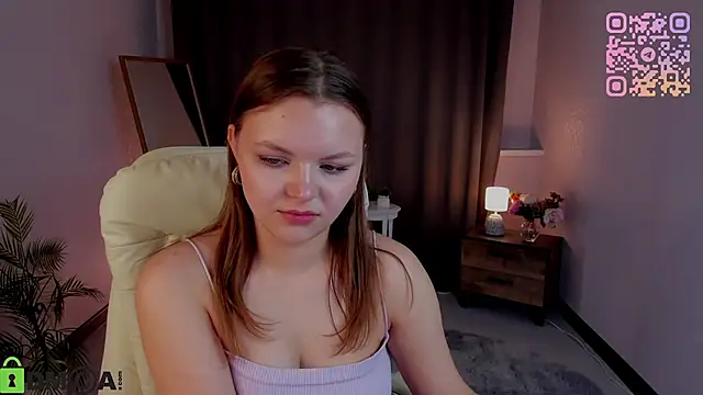 serinella_ élő XXX-chatje