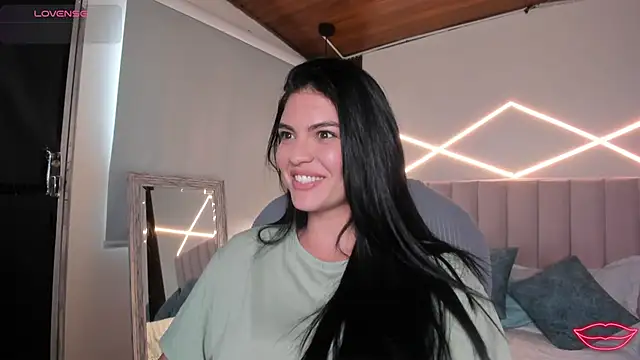 Veronicalanx1 Adlı Modelin Canlı XXX Sohbeti