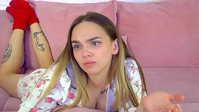 AnitaVenture 即時 XXX 聊天