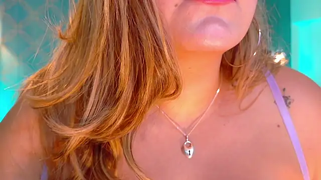 AmbarRoberts_'s Live XXX Chat