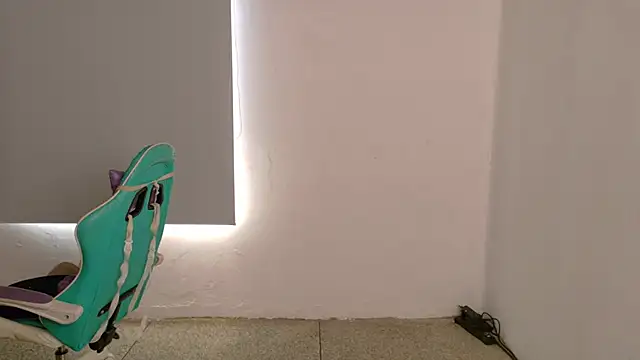 Živý XXX chat WandaDoll