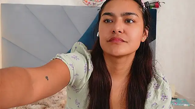 Živý XXX chat AshiaEkta1