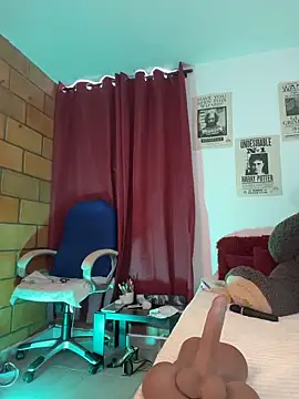 downsonMia's Live XXX Chat