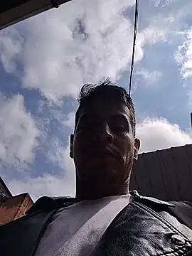 Juann-cock Show in webcam