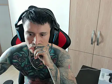 Chrissblack Pertunjukan Webcam