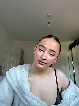 Sembang XXX Secara Langsung LolaRaeBabyy