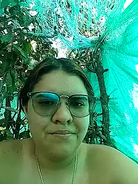 Show modela single_kitten na web-kameri