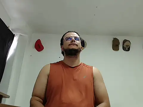 cloudsxxx 在線直播表演