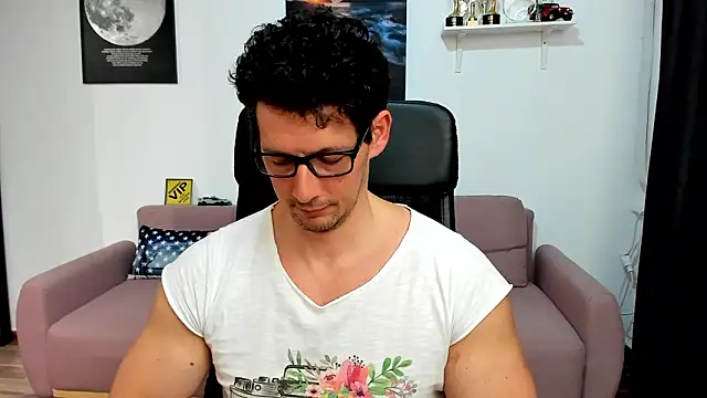 Chat +18 de BrutusK08 ao vivo