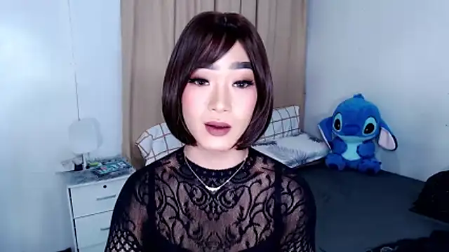 AsianHugeWildSaussage 在線直播表演