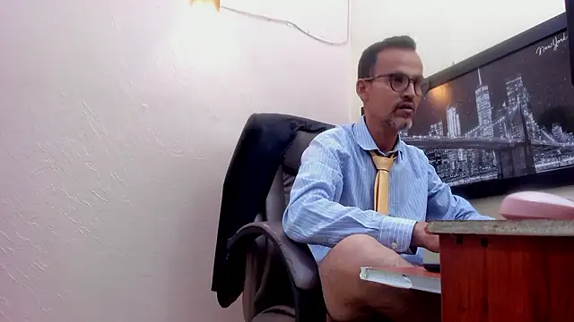 Chat XXX en directo de Oswalldo__