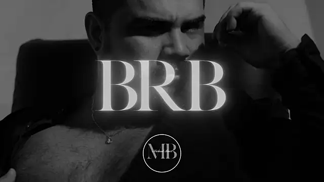 Chat XXX en directo de MichaelBear_