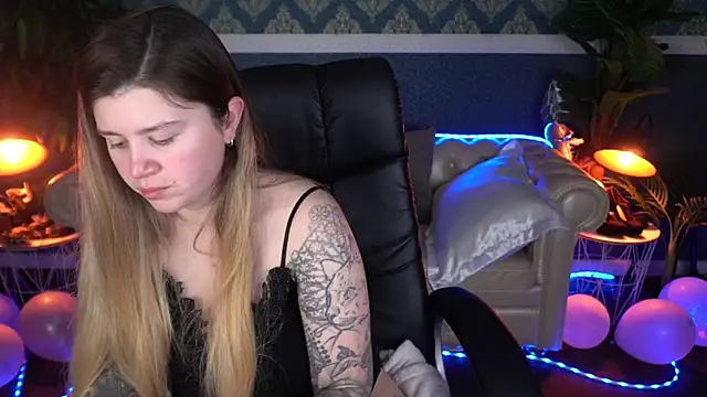 AmellyMilly: онлайн-секс-чат