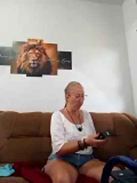 MILEIDE980's Live XXX Chat