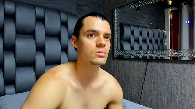 maxi_styles' Live XXX Chat