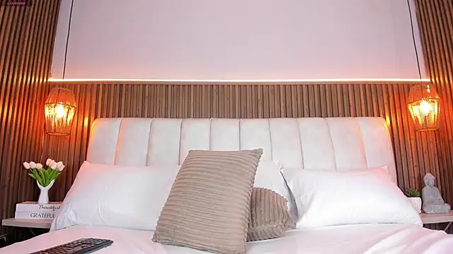 LisaLain – Live XXX-chat