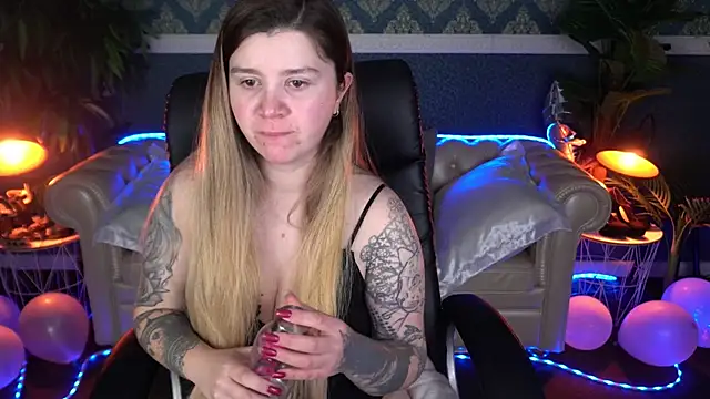 Czat XXX na żywo – AmellyMilly