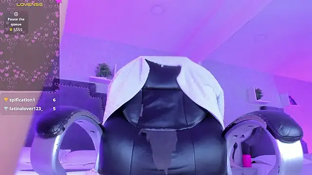 KarelyMitchel's Live XXX Chat