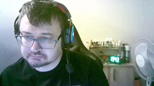 SirAbuser Live XXX Chat