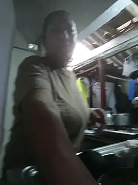 Chatroom XXX en direct de PatriciaGrajales