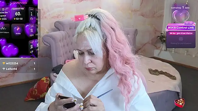 Penelope_Pinky's Live XXX Chat