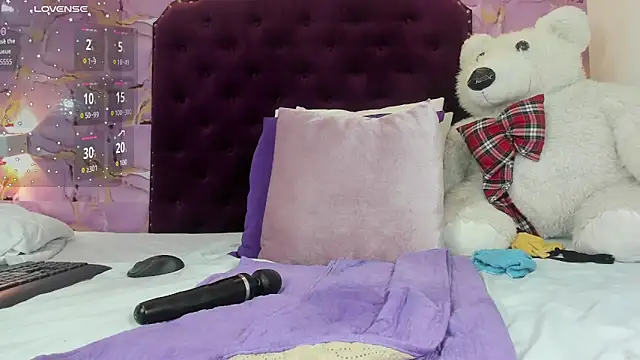 arianna_sweeg: απευθείας συνομιλία ΧΧΧ