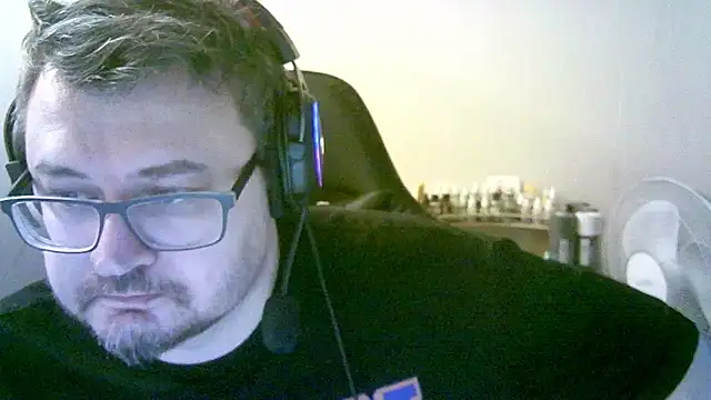 Chat XXX en directo de SirAbuser