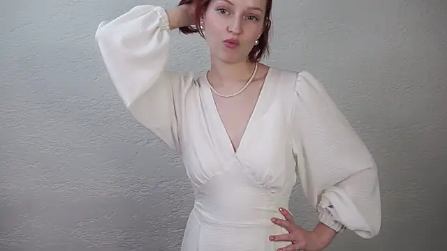 ValeneRomer's Live Sex Cam Show