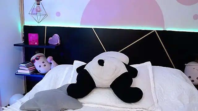 DanniAbbey Chat XXX live