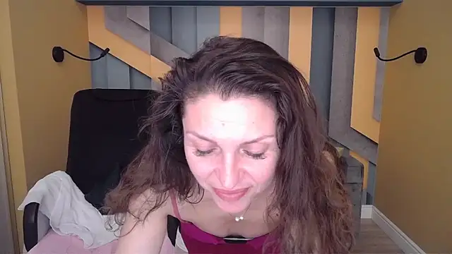 Chat +18 de EllaLong ao vivo