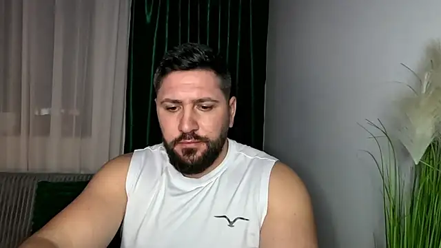 Gold_Alpha_Boy's Live XXX Chat