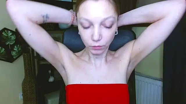 EmillyPlay's Live XXX Chat