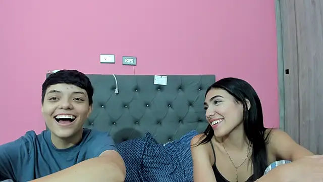 ariloe_quinteron Live XXX chat