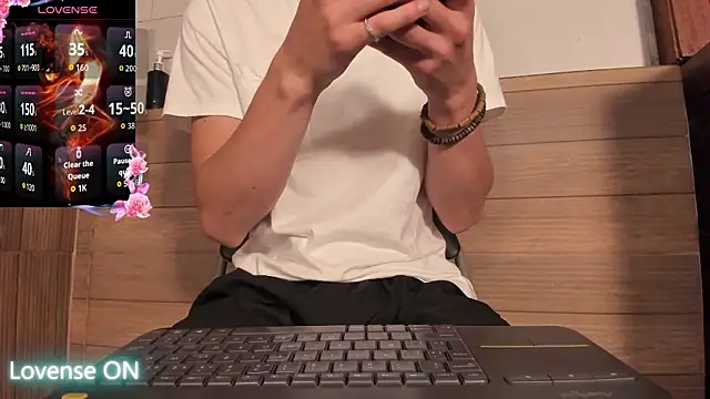 nicktorn's Live XXX Chat